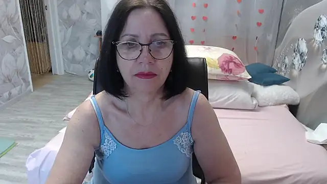 OlgaHottie online show from April 28, 2026, 1:04 am