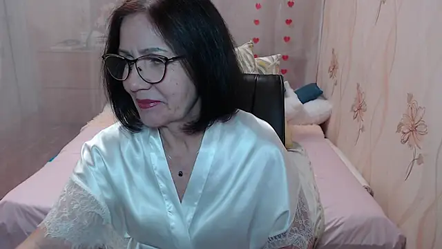 OlgaHottie online show from November 30, 2025, 11:55 am