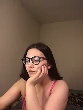 Prudie Gabriella online show from March 18, 2025, 6:17 pm