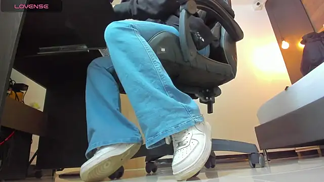 alma fenix online show from September 30, 2025, 12:22 pm