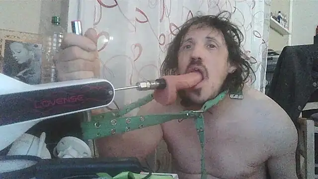 cyril020202 online show from March 19, 2026, 7:19 am