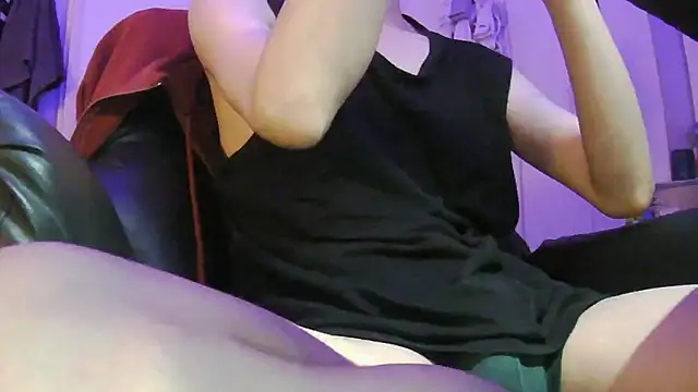 Snapshot of Ray175oo chatting on March 7, 2026, 6:57 pm Ray175oo online show from March 7, 2026, 6:57 pm