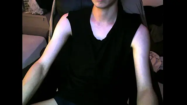 Ray175oo online show from September 17, 2025, 5:26 pm