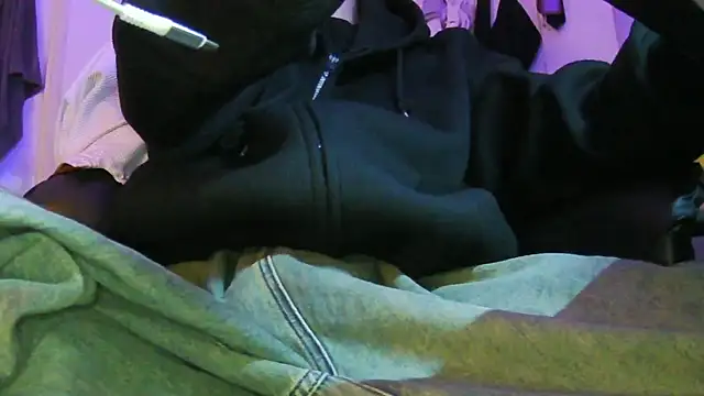 Snapshot of Ray175oo chatting on March 14, 2026, 1:39 pm Ray175oo online show from March 14, 2026, 1:39 pm