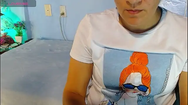 venus swet  online show from October 6, 2025, 12:56 am