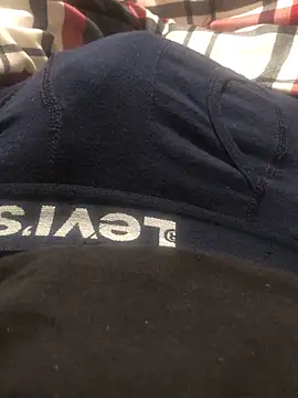 darksmoke011 online show from February 22, 2025, 4:18 am