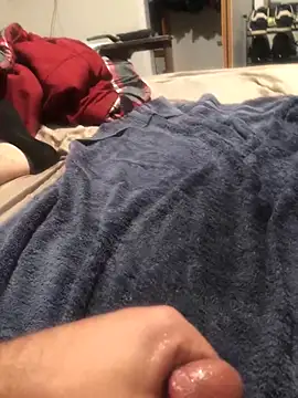 darksmoke011 online show from September 10, 2025, 2:10 am