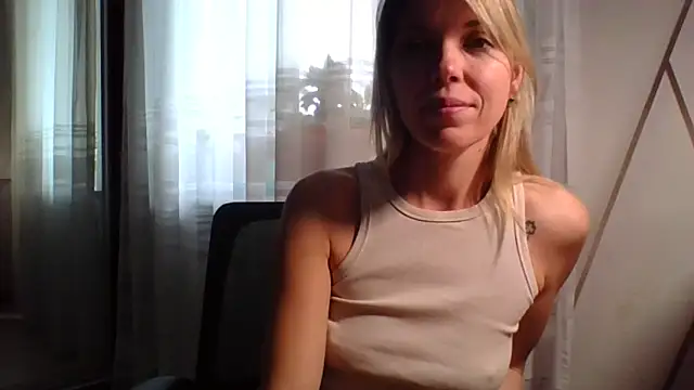 VelvetLove287 online show from April 23, 2026, 6:20 am