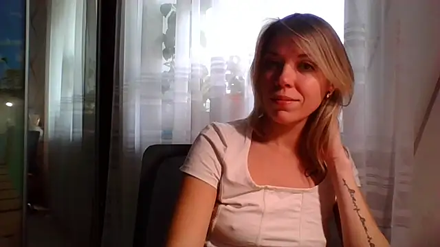 VelvetLove287 online show from March 17, 2026, 6:27 am