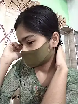 Snapshot of Arisha- chatting on July 13, 2026, 10:36 am Arisha- online show from July 13, 2026, 10:36 am