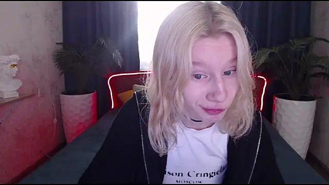 EnigmaSee online show from October 11, 2025, 2:01 am