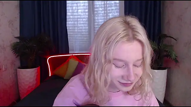 EnigmaSee online show from October 5, 2025, 1:51 am