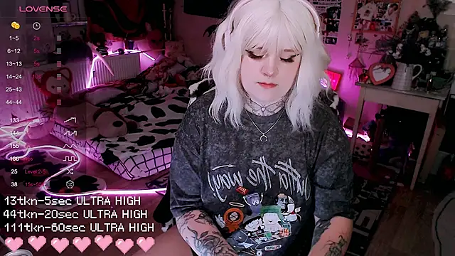 noori  hope online show from October 17, 2025, 8:10 pm