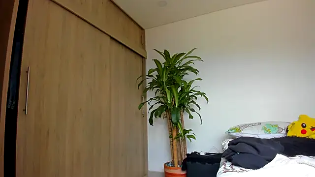 aldrinwhite online show from March 18, 2026, 5:58 pm