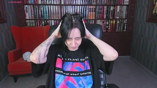 Medusa  Gorgona online show from September 26, 2025, 12:56 pm