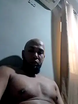 Frankie0880 online show from December 22, 2025, 11:32 am