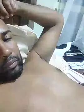 Frankie0880 online show from January 15, 2025, 4:04 am