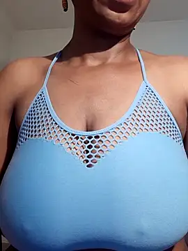 Snapshot of realsquirter chatting on March 3, 2026, 7:59 am realsquirter online show from March 3, 2026, 7:59 am