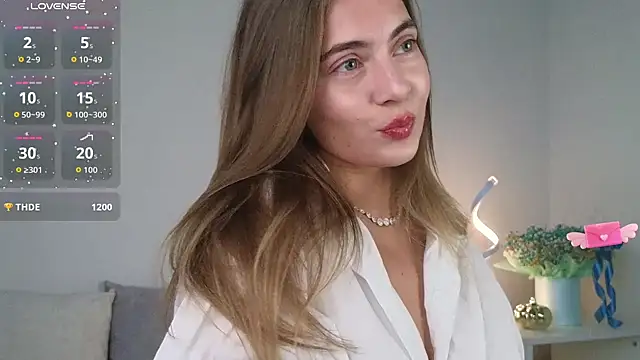 chloi hes online show from November 1, 2025, 9:58 am