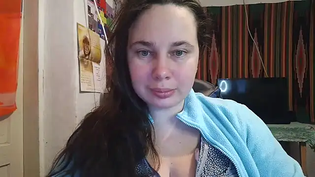 Cora Maro online show from December 18, 2025, 10:30 am