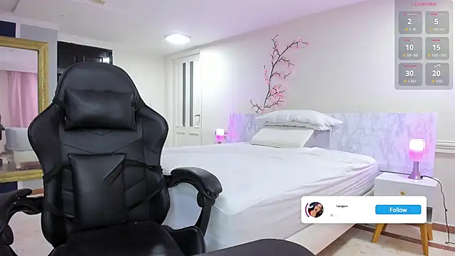 Snapshot of charolbruce_1 chatting on March 9, 2026, 11:58 am charolbruce 1 online show from March 9, 2026, 11:58 am