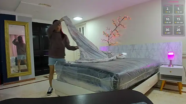 Snapshot of charolbruce_1 chatting on March 21, 2026, 11:47 am charolbruce 1 online show from March 21, 2026, 11:47 am