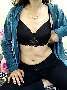 indian yourshreya69 online show from November 11, 2025, 12:55 pm