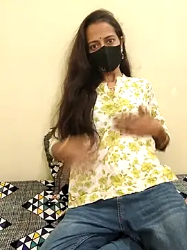 indian yourshreya69 online show from October 17, 2025, 5:33 am