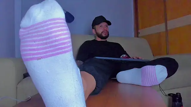 ToonyDee online show from March 18, 2025, 3:02 am