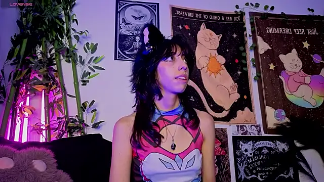 Nyx nayla online show from June 8, 2026, 1:28 am