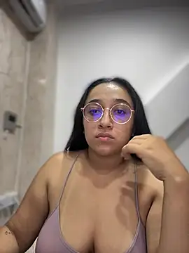 cata megan online show from March 8, 2025, 12:44 am