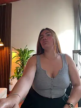 emmily d online show from August 8, 2026, 8:27 pm