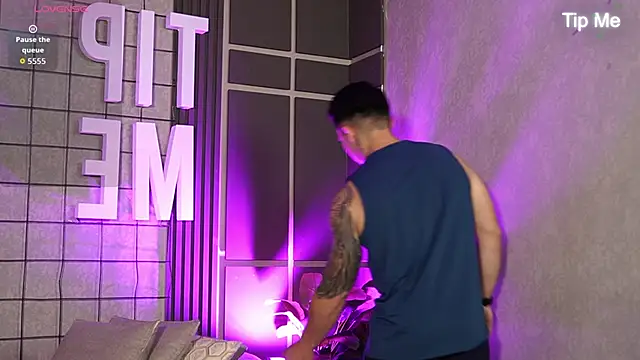 Ryan Hunt online show from October 27, 2025, 12:28 pm