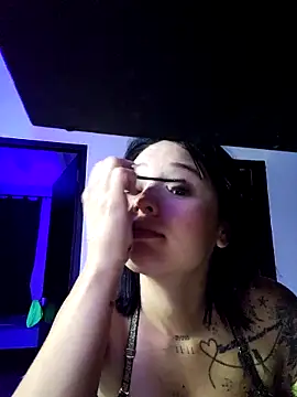 LorenRosse online show from February 23, 2026, 12:01 am