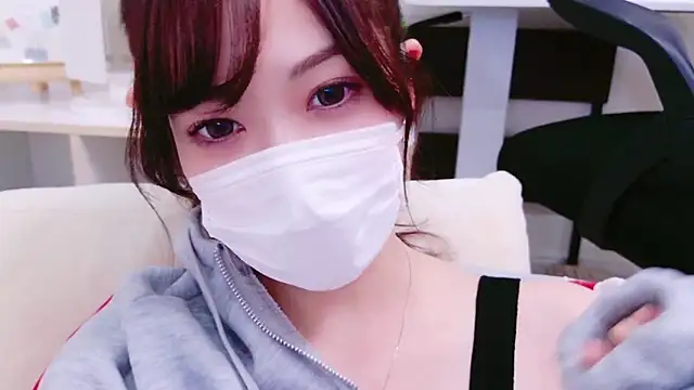 oxo yuna oxo online show from February 2, 2025, 3:49 pm