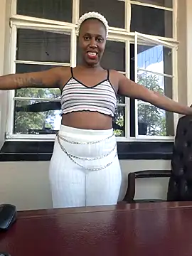 YourDreamLady22 online show from February 8, 2025, 10:39 am