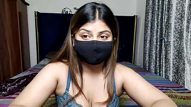 Hoty-Shivangi online show from May 24, 2026, 8:20 pm