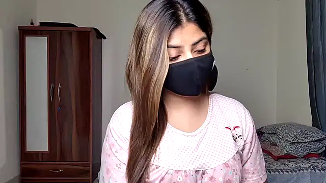 Snapshot of Hoty-Shivangi chatting on March 17, 2026, 12:52 pm Hoty-Shivangi online show from March 17, 2026, 12:52 pm