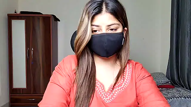 Snapshot of Hoty-Shivangi chatting on March 15, 2026, 7:43 pm Hoty-Shivangi online show from March 15, 2026, 7:43 pm