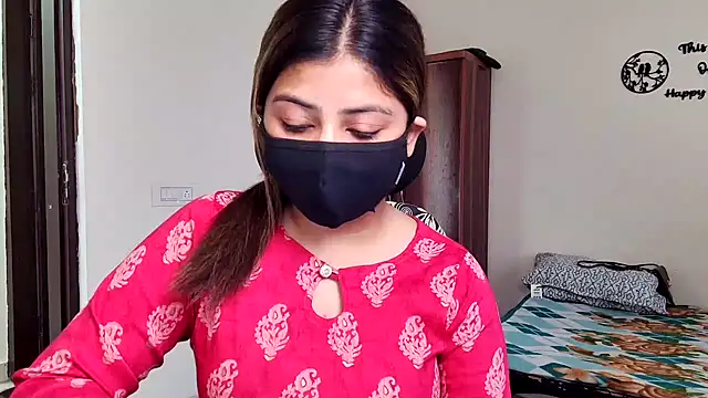 Snapshot of Hoty-Shivangi chatting on February 28, 2026, 10:48 am Hoty-Shivangi online show from February 28, 2026, 10:48 am