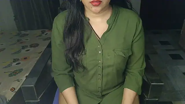 aarushi sharmaa online show from July 6, 2026, 1:18 pm