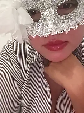 Snapshot of girldam95 chatting on March 18, 2026, 4:04 am girldam95 online show from March 18, 2026, 4:04 am