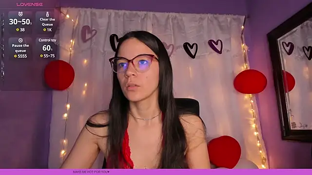 DalilaMassu online show from February 13, 2025, 12:11 pm