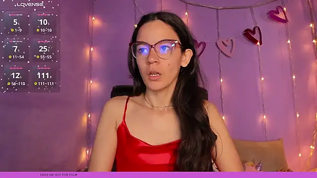 DalilaMassu online show from January 28, 2025, 12:11 pm