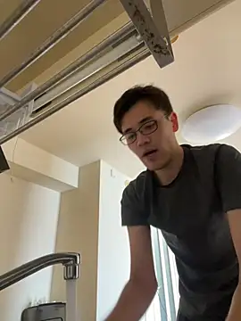 Snapshot of ryusei18570 chatting on March 8, 2026, 2:26 am ryusei18570 online show from March 8, 2026, 2:26 am