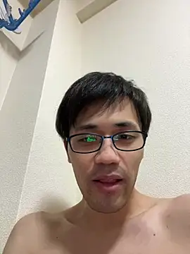 Snapshot of ryusei18570 chatting on December 26, 2024, 5:30 pm ryusei18570 online show from December 26, 2024, 5:30 pm