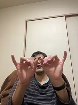 Snapshot of ryusei18570 chatting on February 8, 2025, 4:14 pm ryusei18570 online show from February 8, 2025, 4:14 pm