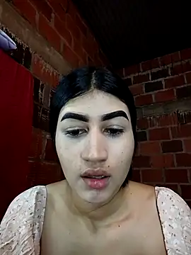 Julix A online show from March 10, 2026, 11:20 pm