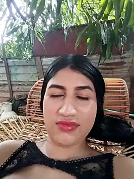 Julix A online show from September 20, 2025, 8:47 pm