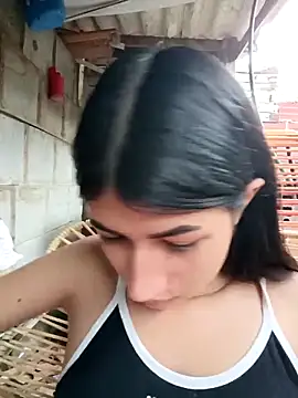 Julix A online show from March 7, 2025, 9:59 pm